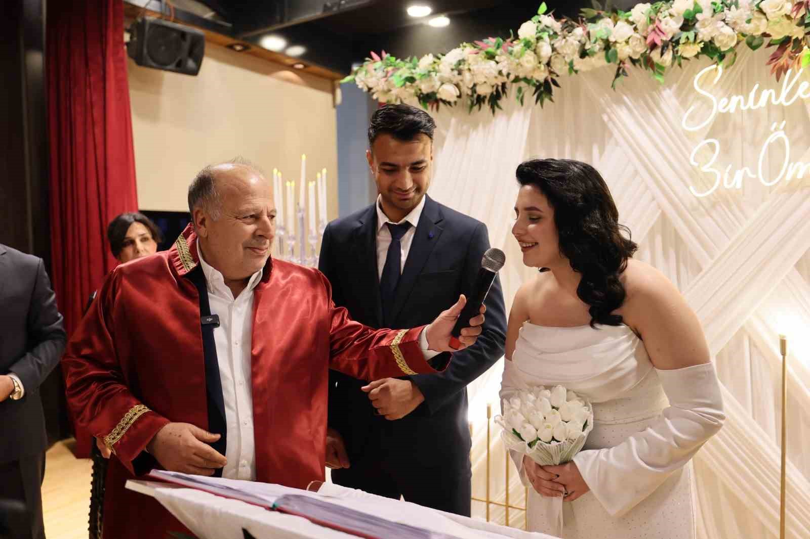 Yüreğir Belediyesi’nden 14 Şubat’a özel toplu nikah töreni