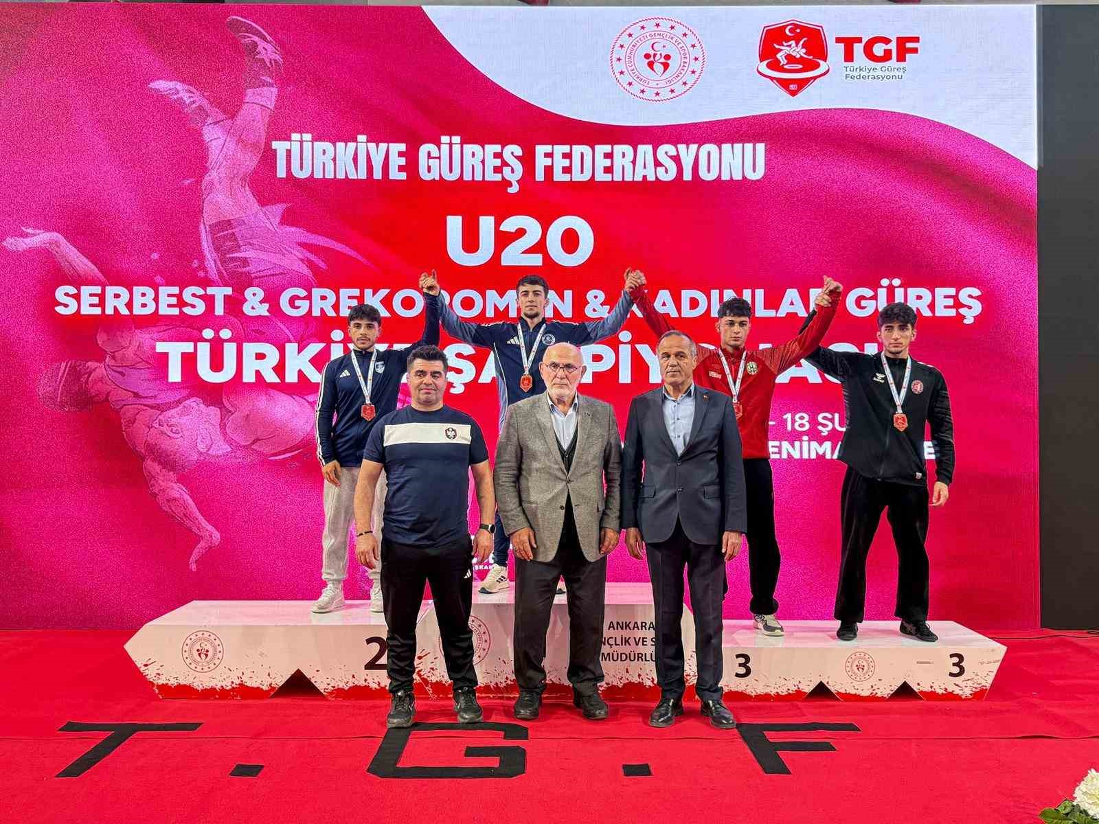 U20 Serbest Güreş Türkiye Şampiyonası’nda ikinci gün tamamlandı