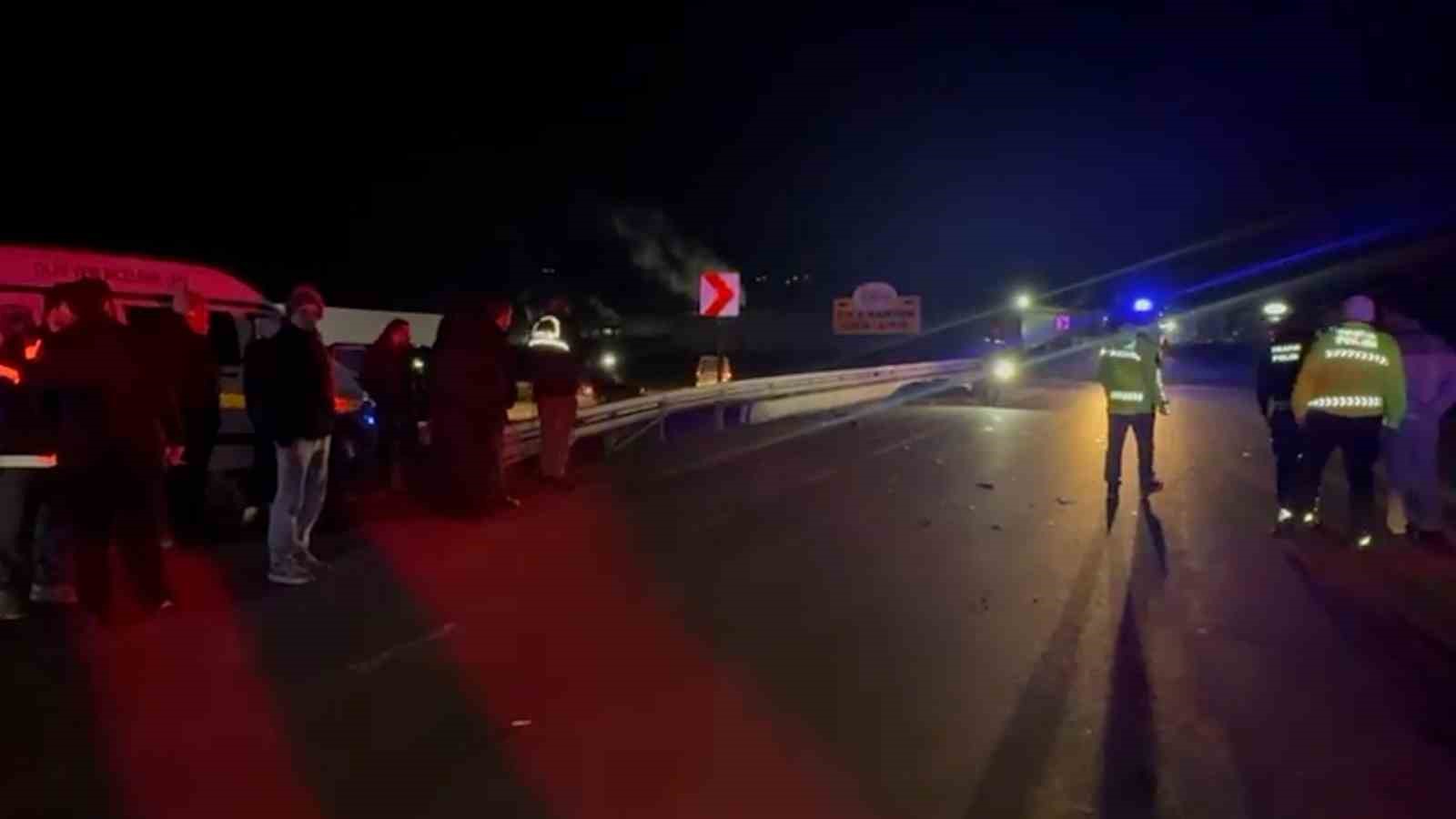 Bolu&rsquo;da fabrikadan oğlunu almaya giden kadın kazada hayatını kaybetti
