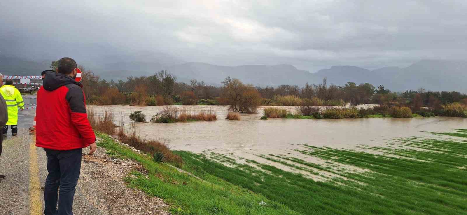 Sel afetinde zarar gören alanlarda ön hasar tespit çalışmaları başladı