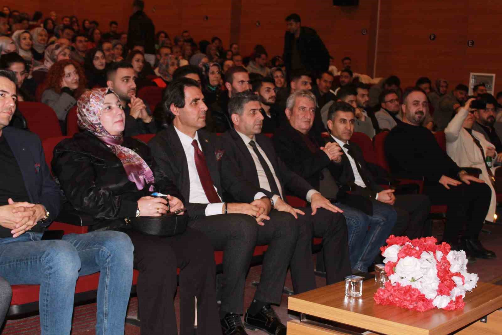 Siirt&rsquo;e yeni atanan &ouml;ğretmenlere sıra gecesi d&uuml;zenlendi
