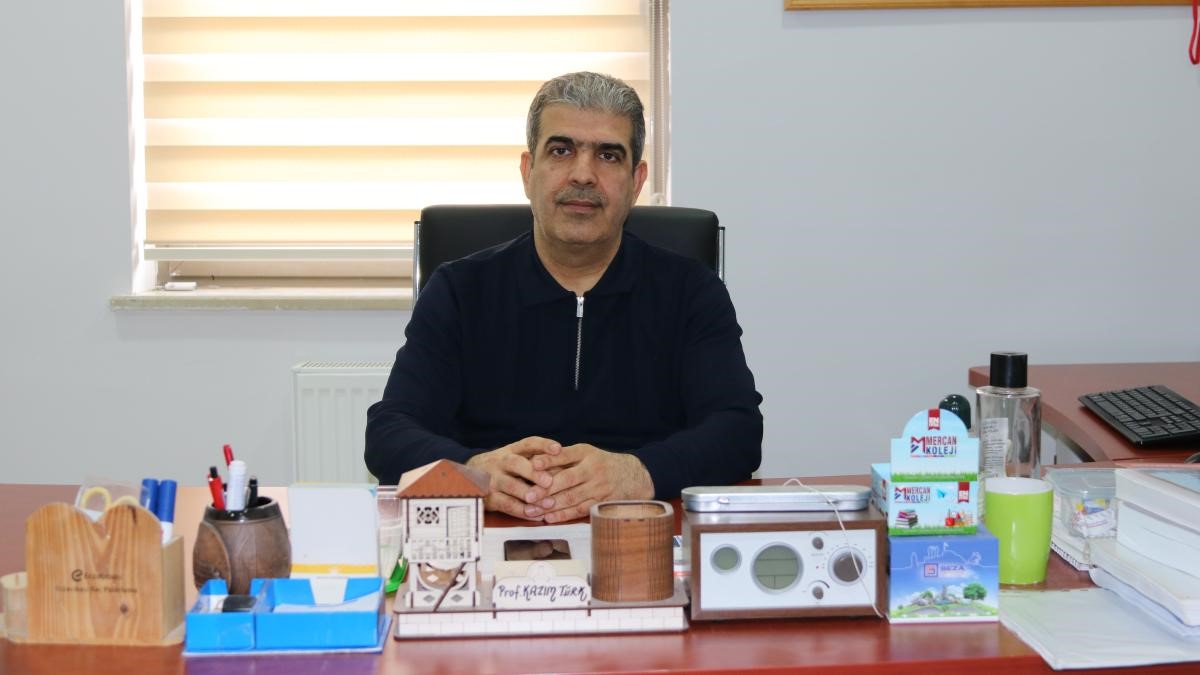 Kar ve buzlanmaya karşı ısınabilen beton
