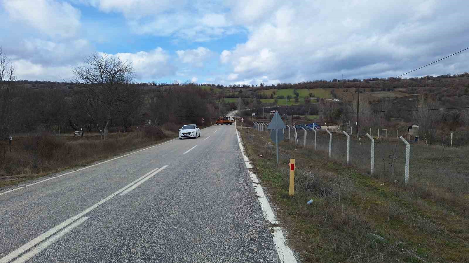 &Ccedil;orum&rsquo;da ayağı yıkılan k&ouml;pr&uuml; ulaşıma kapatıldı
