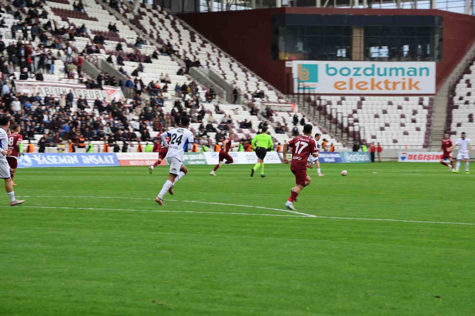 TFF 2. Lig: Elazığspor: 1 - Karacabey Belediyespor: 2
