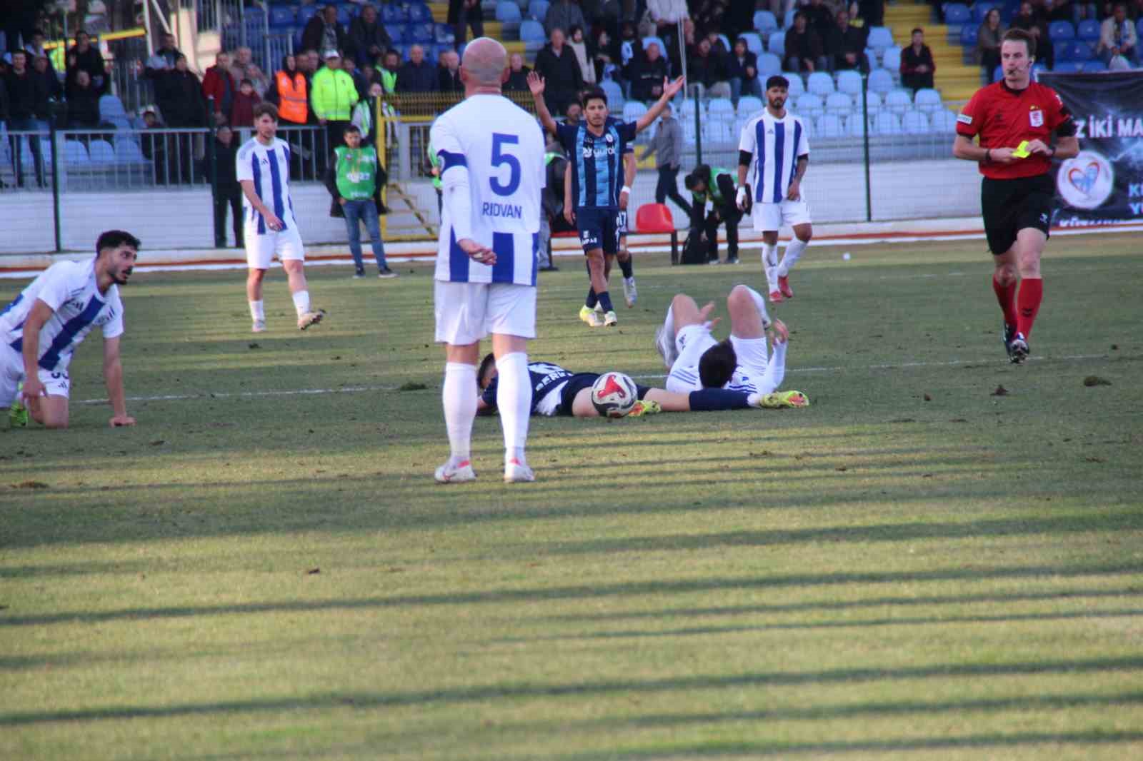 K&uuml;tahyaspor sahasında kazandı
