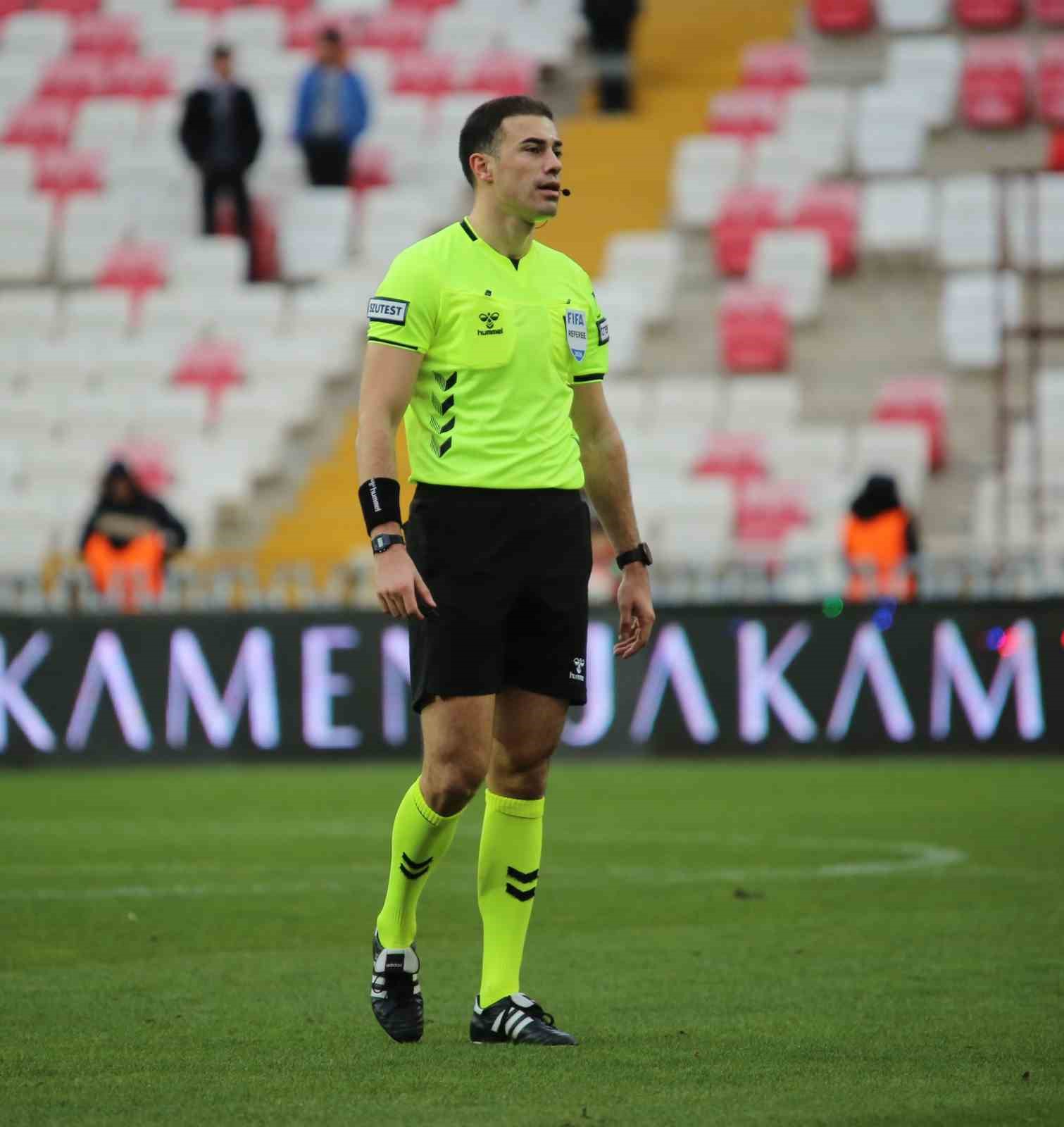 Trendyol 1. Lig: &Ouml;zbelsan Sivasspor: 3 - Vanspor FK: 3
