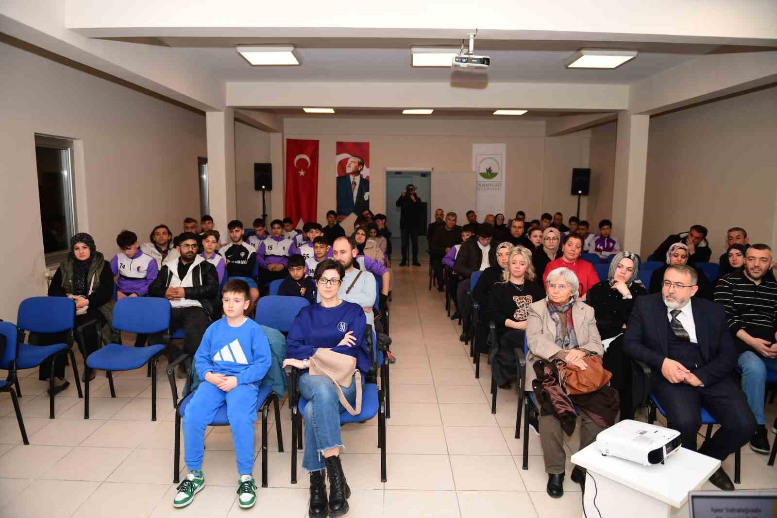 Osmangazi Belediyesi&rsquo;nden sporcu ailelerine yol g&ouml;steren panel
