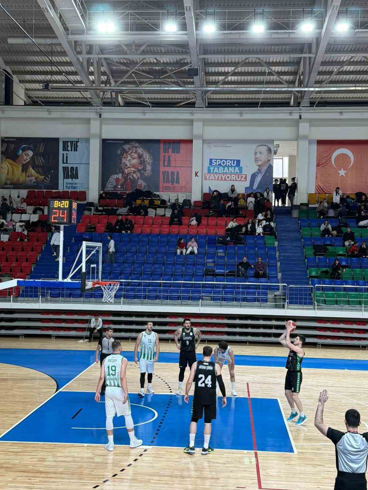 Sakarya temsilcisi play-off biletini Ankara&rsquo;da kaptı
