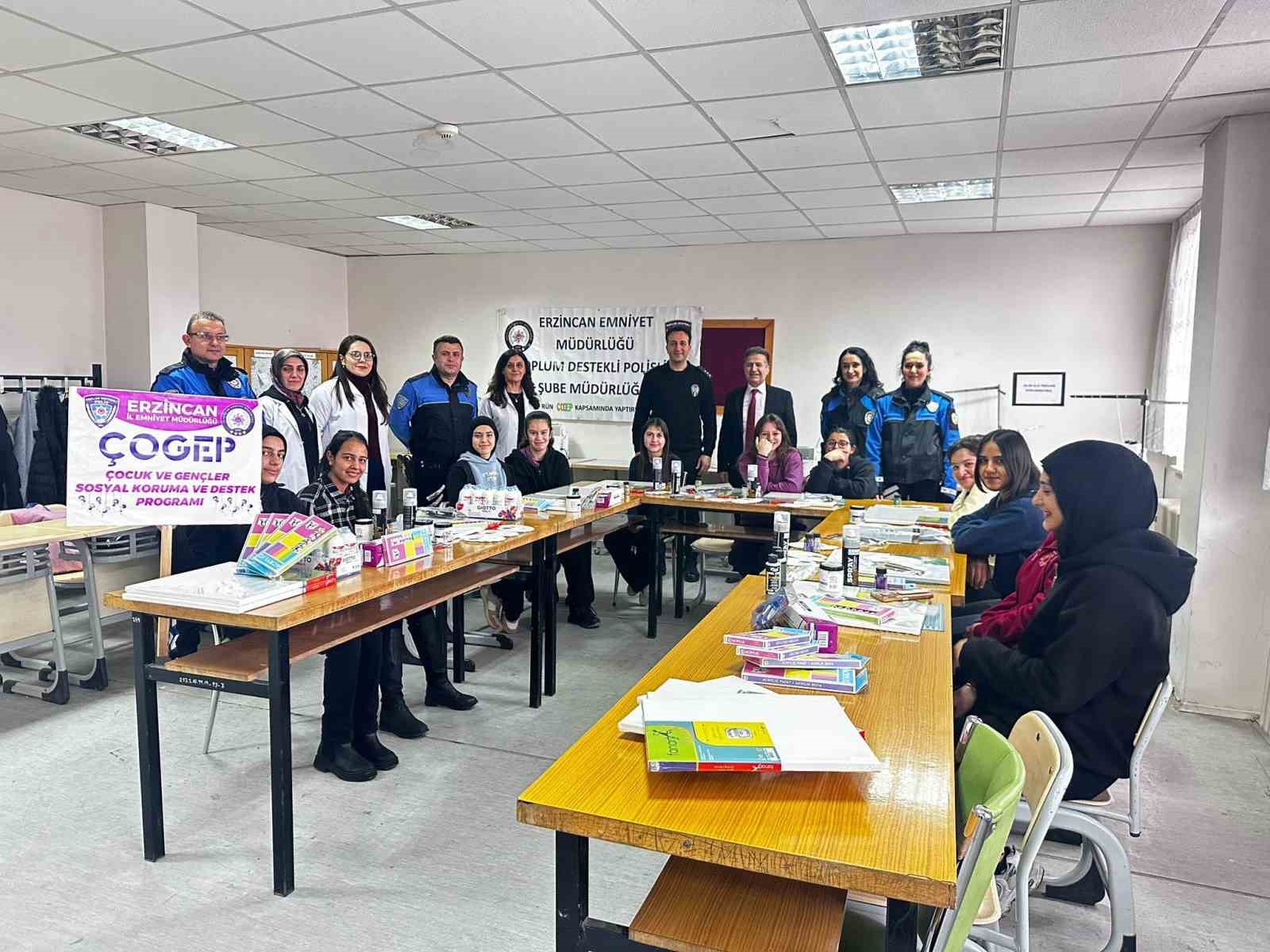 "Hep Birlikte Aileyiz" projesiyle kurs açıldı