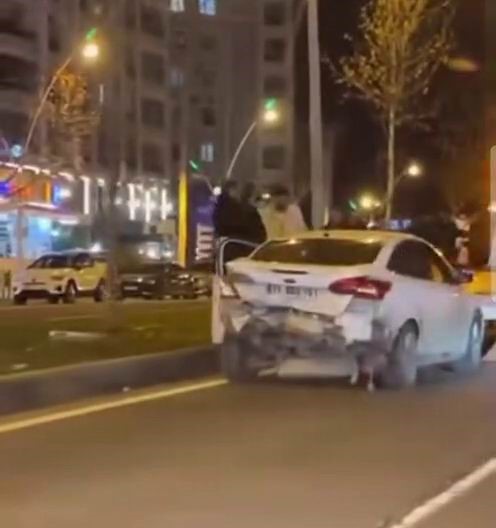 Diyarbakır&rsquo;da zincirleme kaza: 2 yaralı
