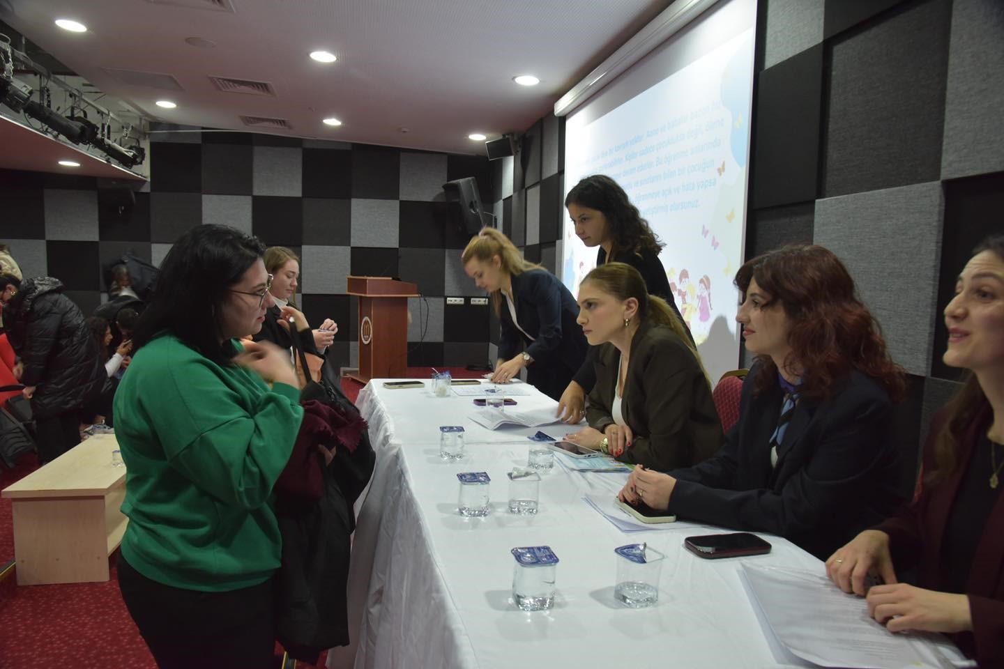 Bilecik Belediyesi&rsquo;nden &Ccedil;ocuk Sosyal Tesisleri velilerine &rsquo;Eğitim Programı&rsquo;
