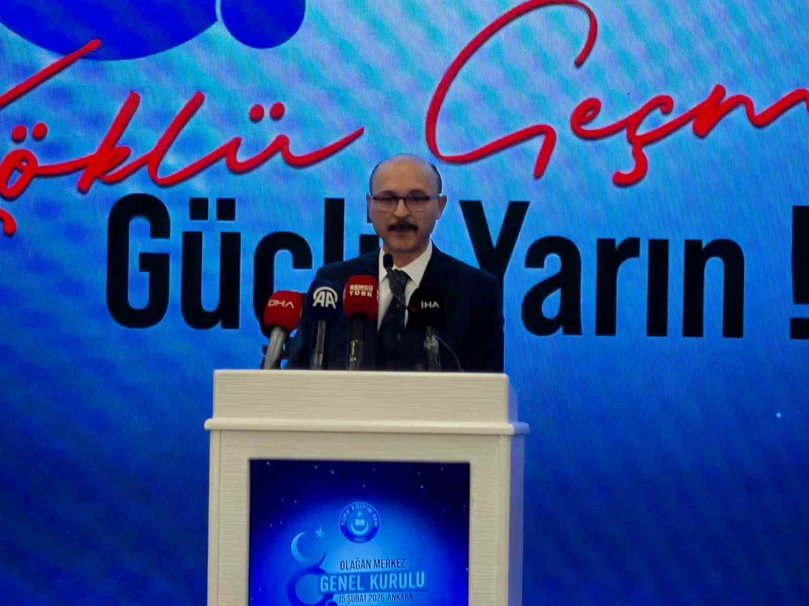 Bakan Tekin: "6 Şubat&rsquo;ta depremde yıkılan yaklaşık 9 bin 700 derslik yerine 15 bin derslik eğitim ve &ouml;ğretime kazandırıldı"
