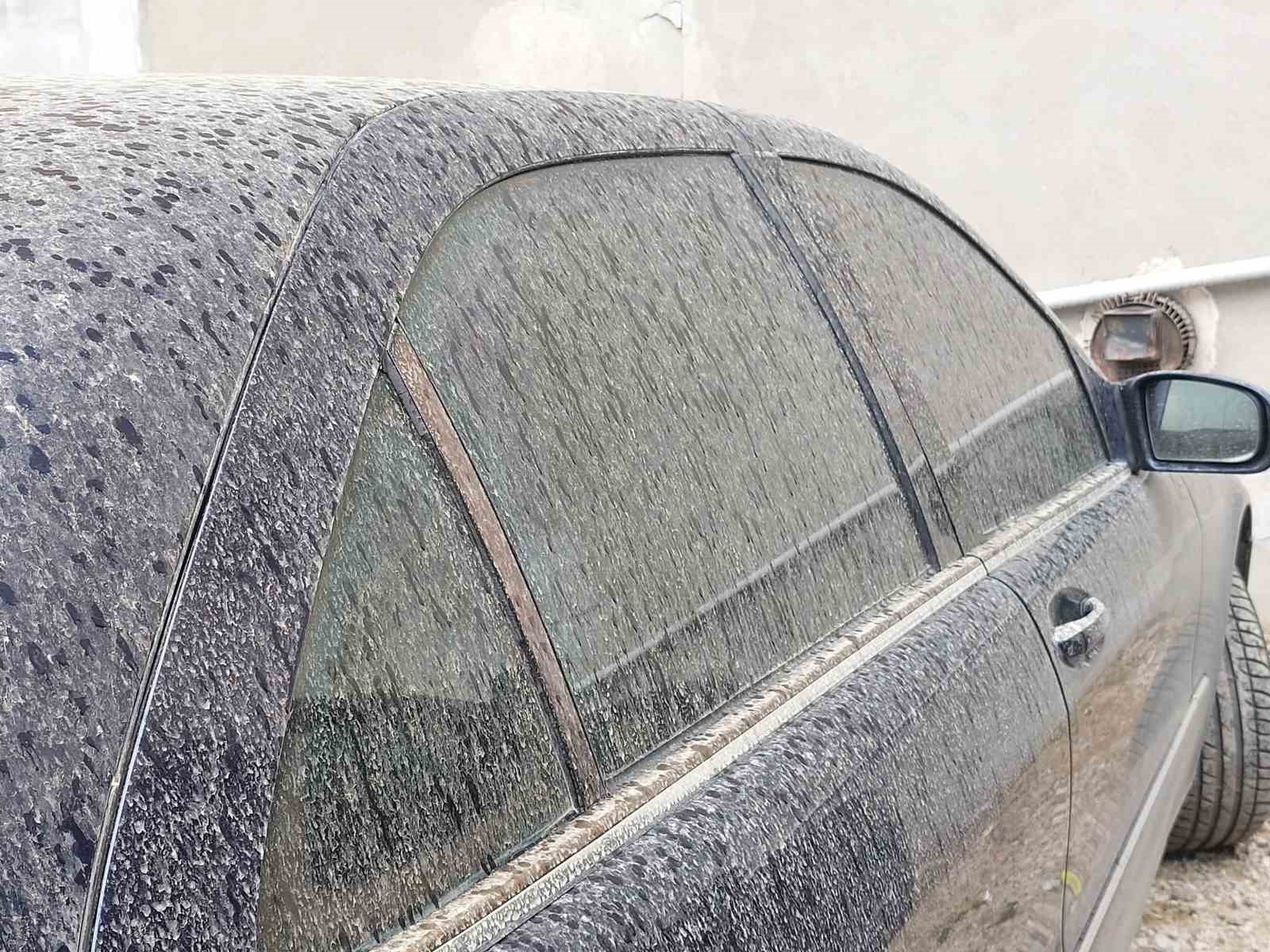 Haftanın ilk g&uuml;n&uuml; toz taşınımına dikkat
