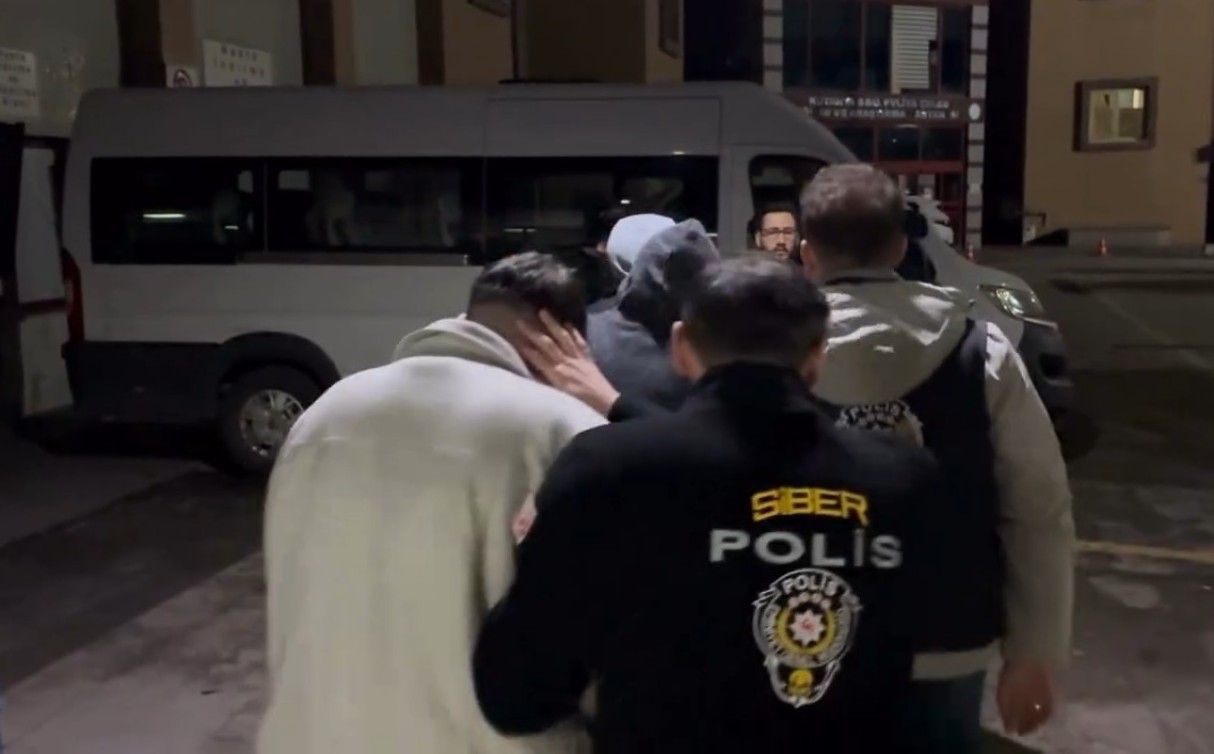 Kütahya merkezli yasa dışı bahis operasyonunda 6 şüpheli tutuklandı