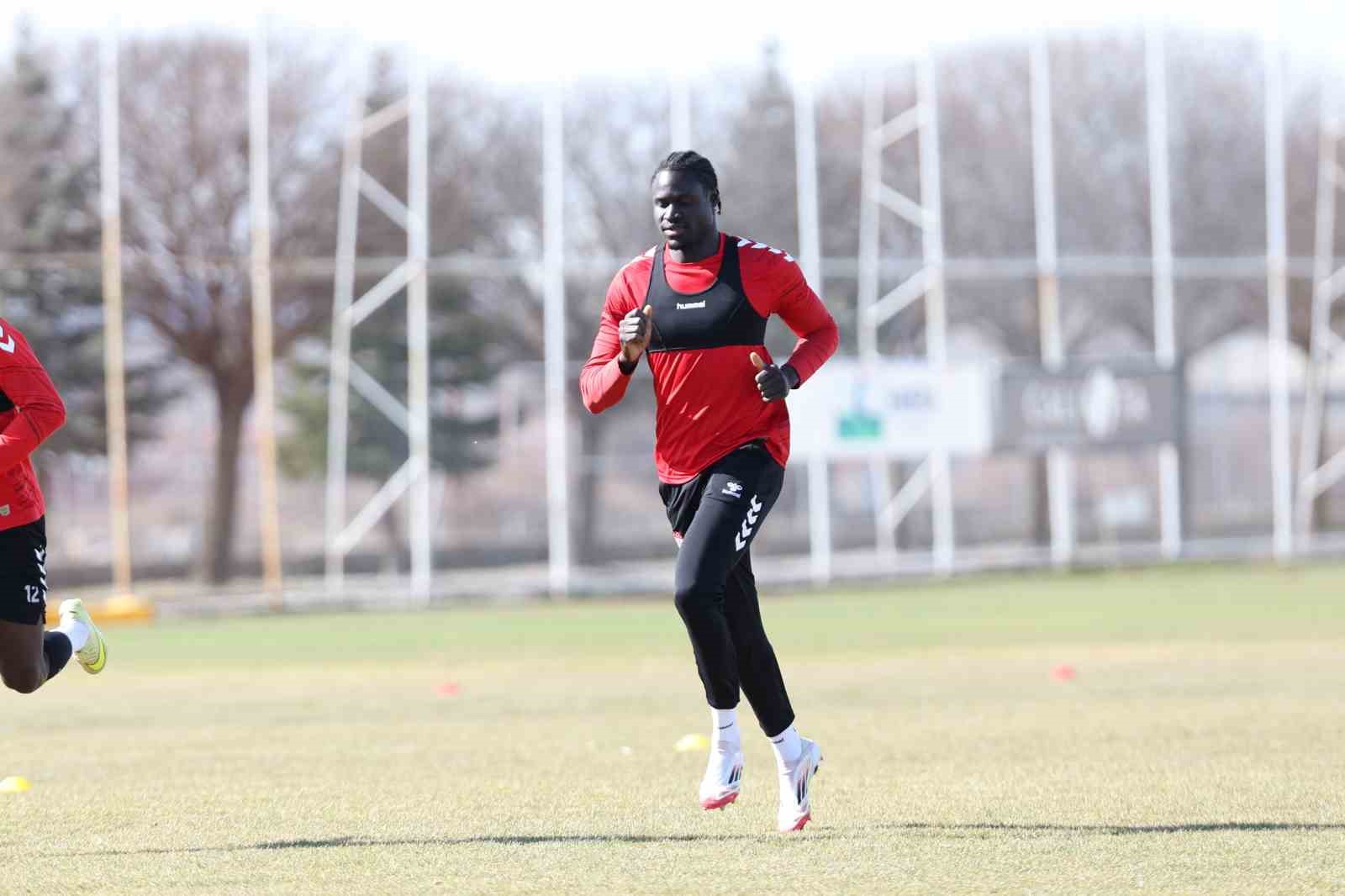 Sivasspor’da Adana Demirspor maçı hazırlıkları başladı