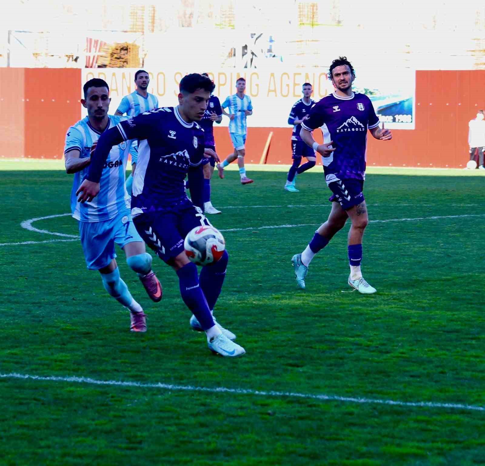 TFF 3. Lig: Pazarspor: 1 - Hopaspor: 1