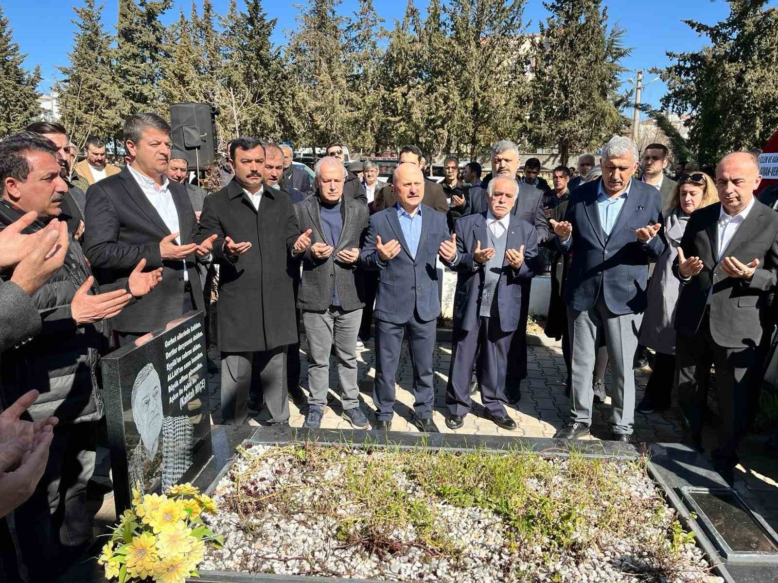 Kahtalı Mıçe, vefat yıl dönümünde memleketinde dualarla anıldı