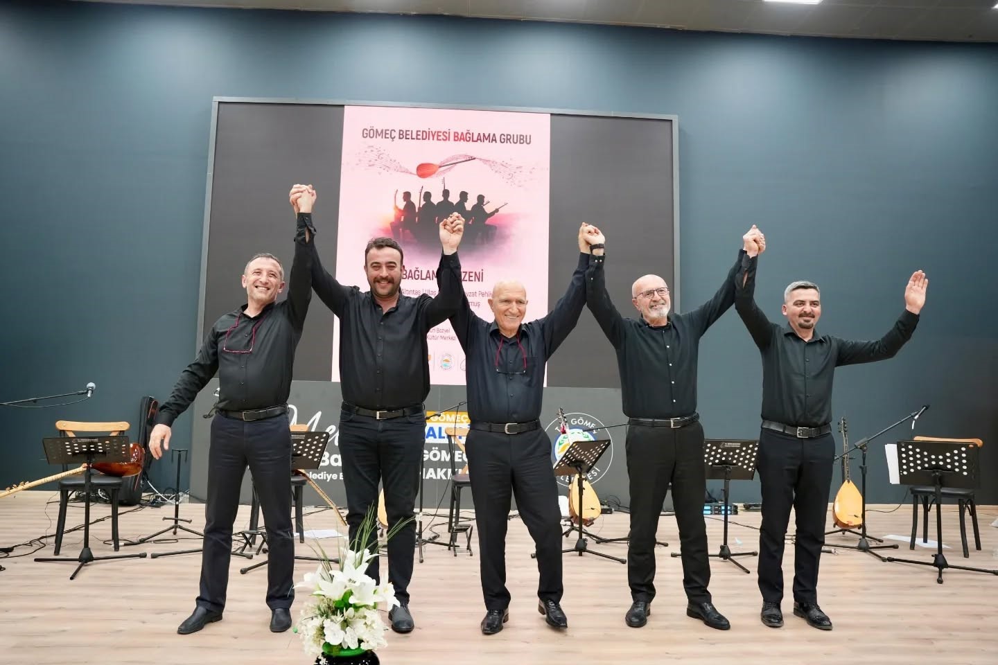 G&ouml;me&ccedil;lilere unutulmaz konser
