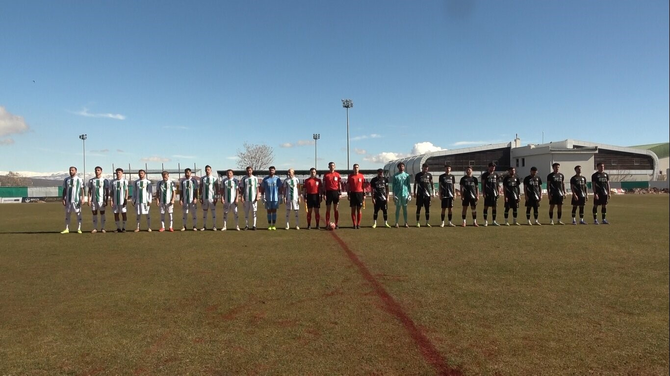 12 Bingölspor, seyircisiz maçta rakibini 7-1 mağlup etti