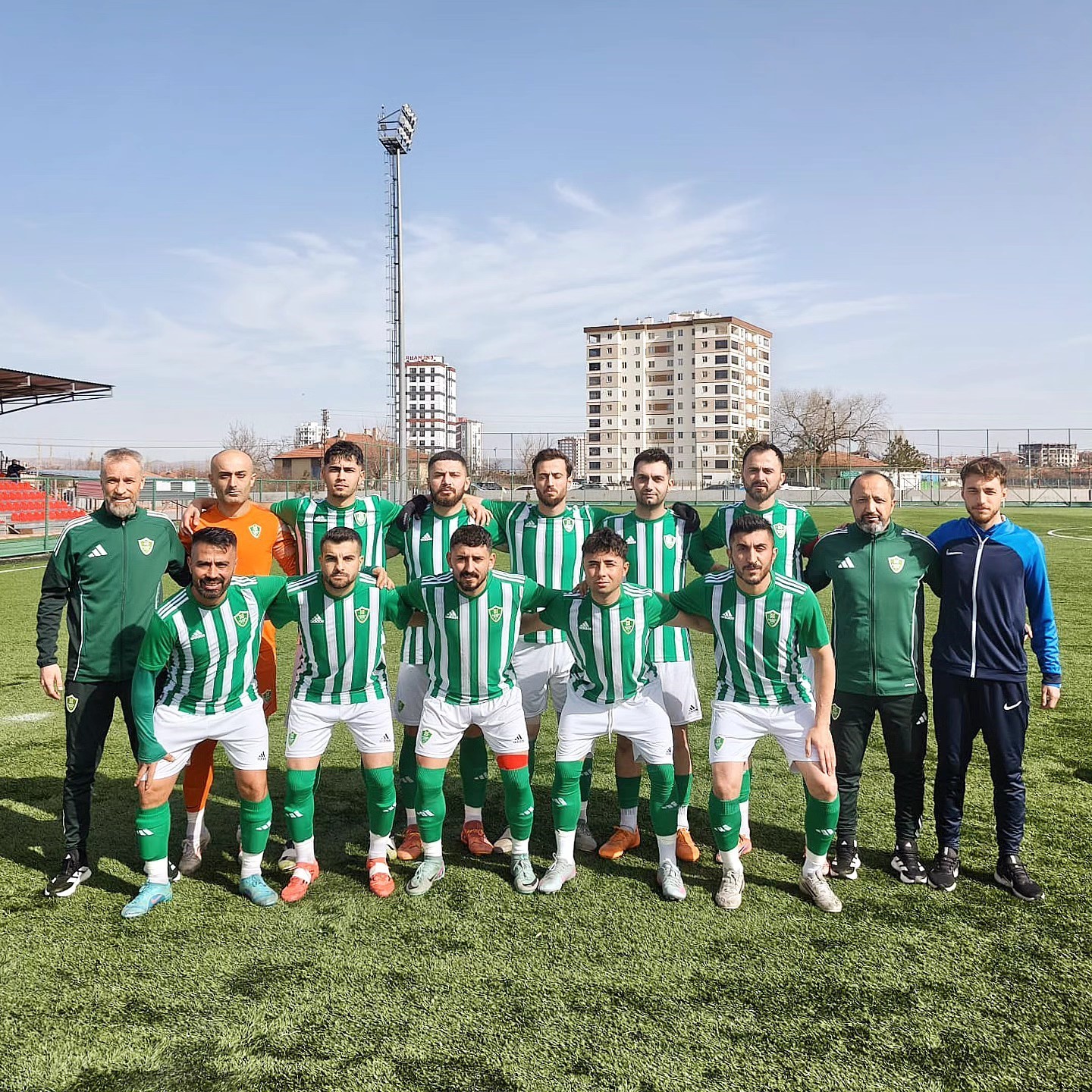 Lider Kayseri Şekerspor adım adım ilerliyor
