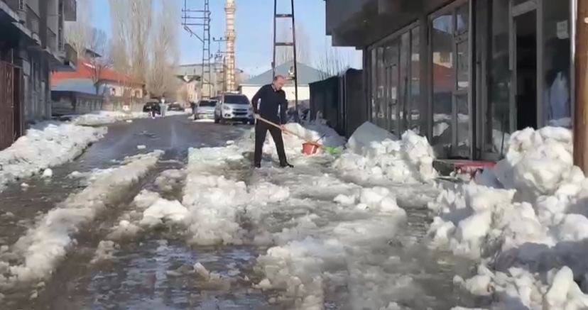 Patnos’ta yaşam kışın ardından canlanıyor