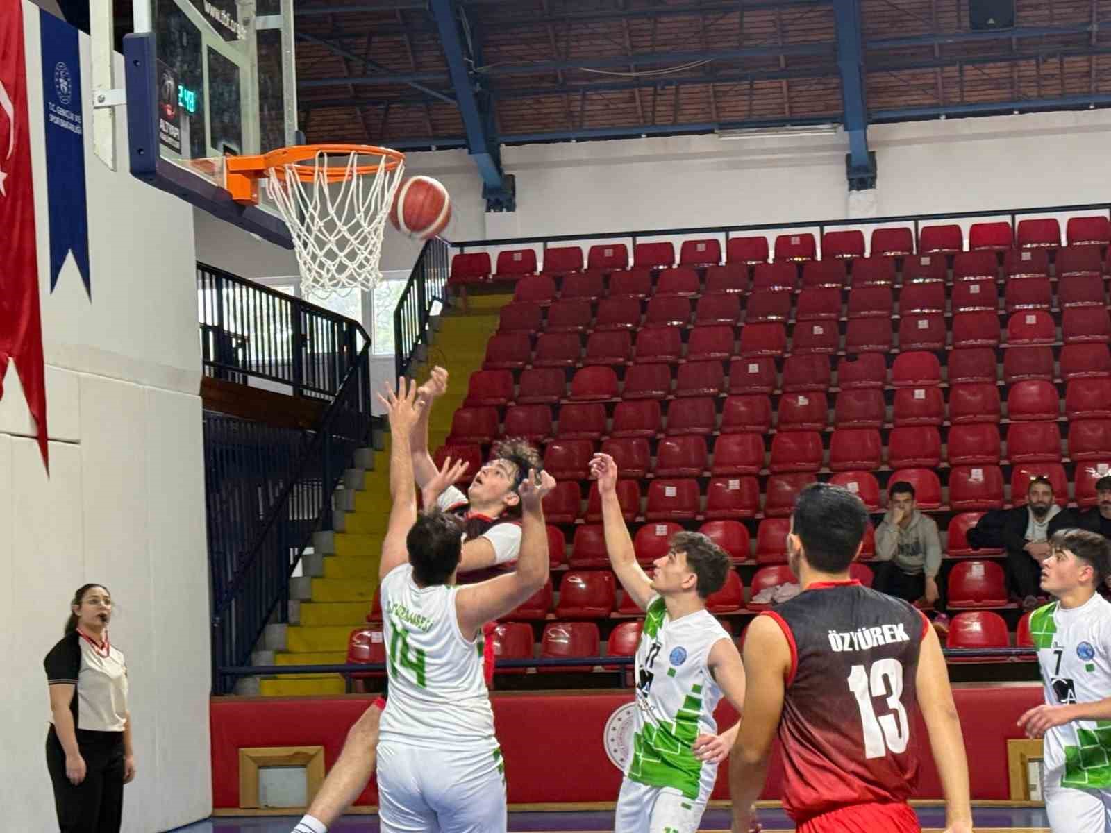 K&uuml;tahya&rsquo;da Okullar Arası Gen&ccedil;ler 3x3 Basketbol İl Birinciliği tamamlandı
