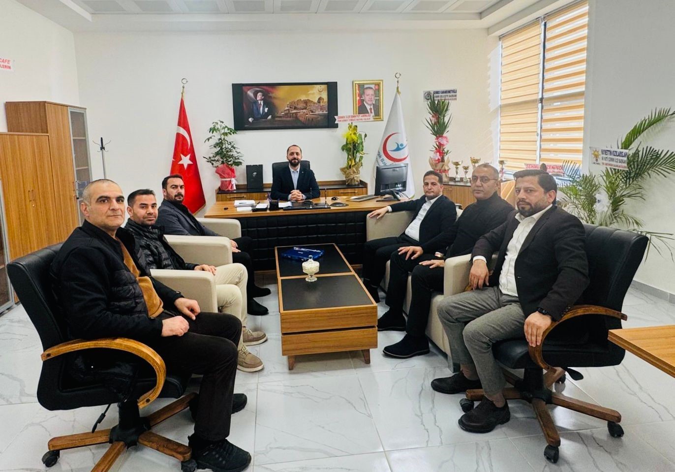 Başkan Aküzüm, Başhekim Türken ile görüştü