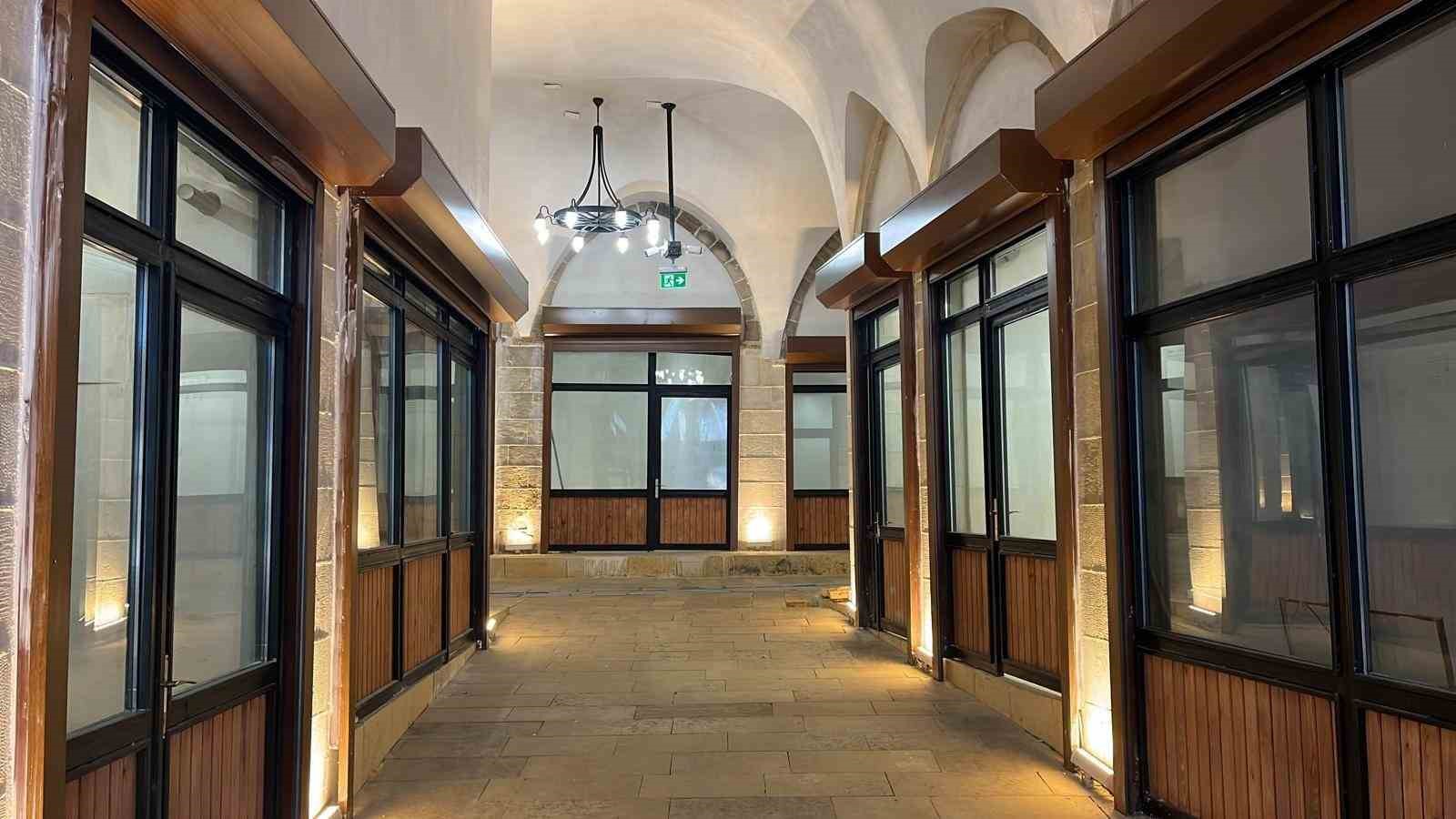 Kahramanmaraş’ta 526 yıllık Tarihi Çarşı’da 140 iş yerinin restorasyonu tamamlandı