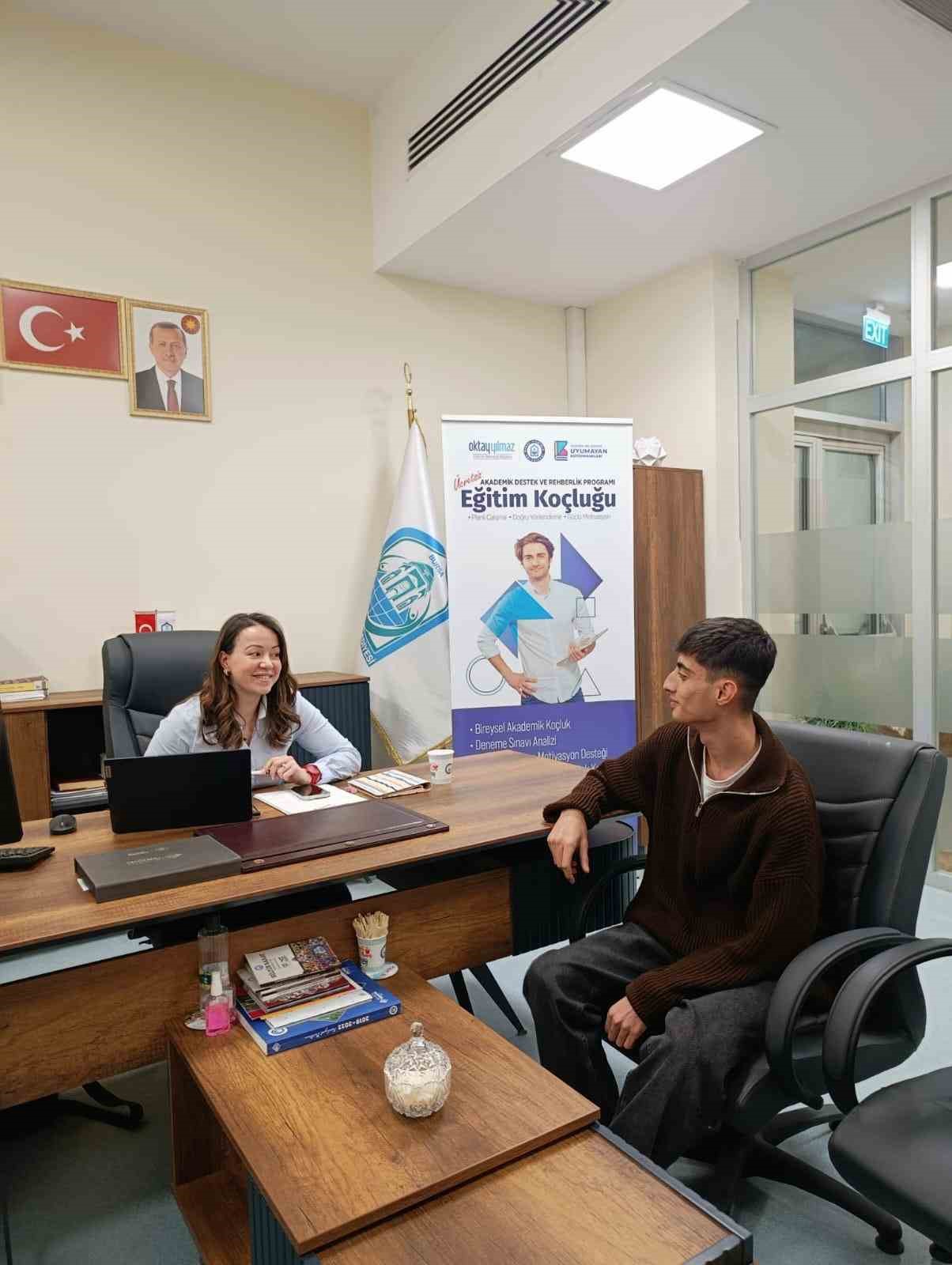 Yıldırım&rsquo;dan gen&ccedil;lere eğitim desteği
