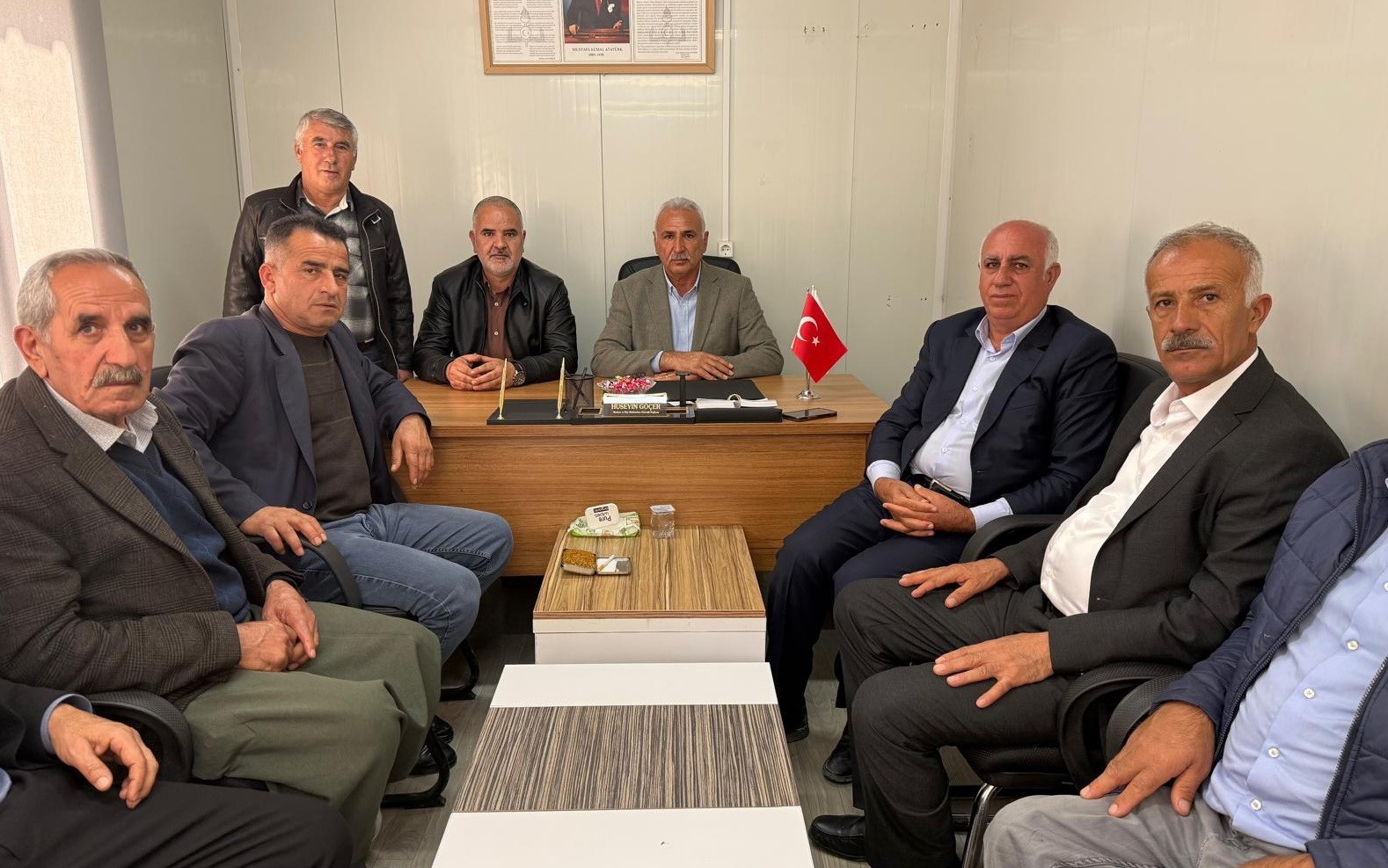 T&uuml;t&uuml;n &uuml;reticilerinin sorunları masaya yatırıldı
