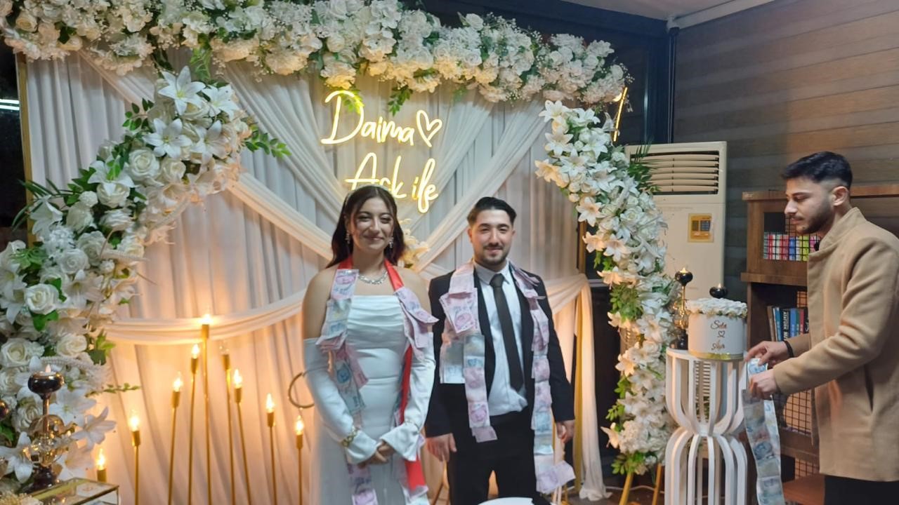 Kemer Belediyesi Kadınlar Lokali&rsquo;nde ilk nişan merasimi
