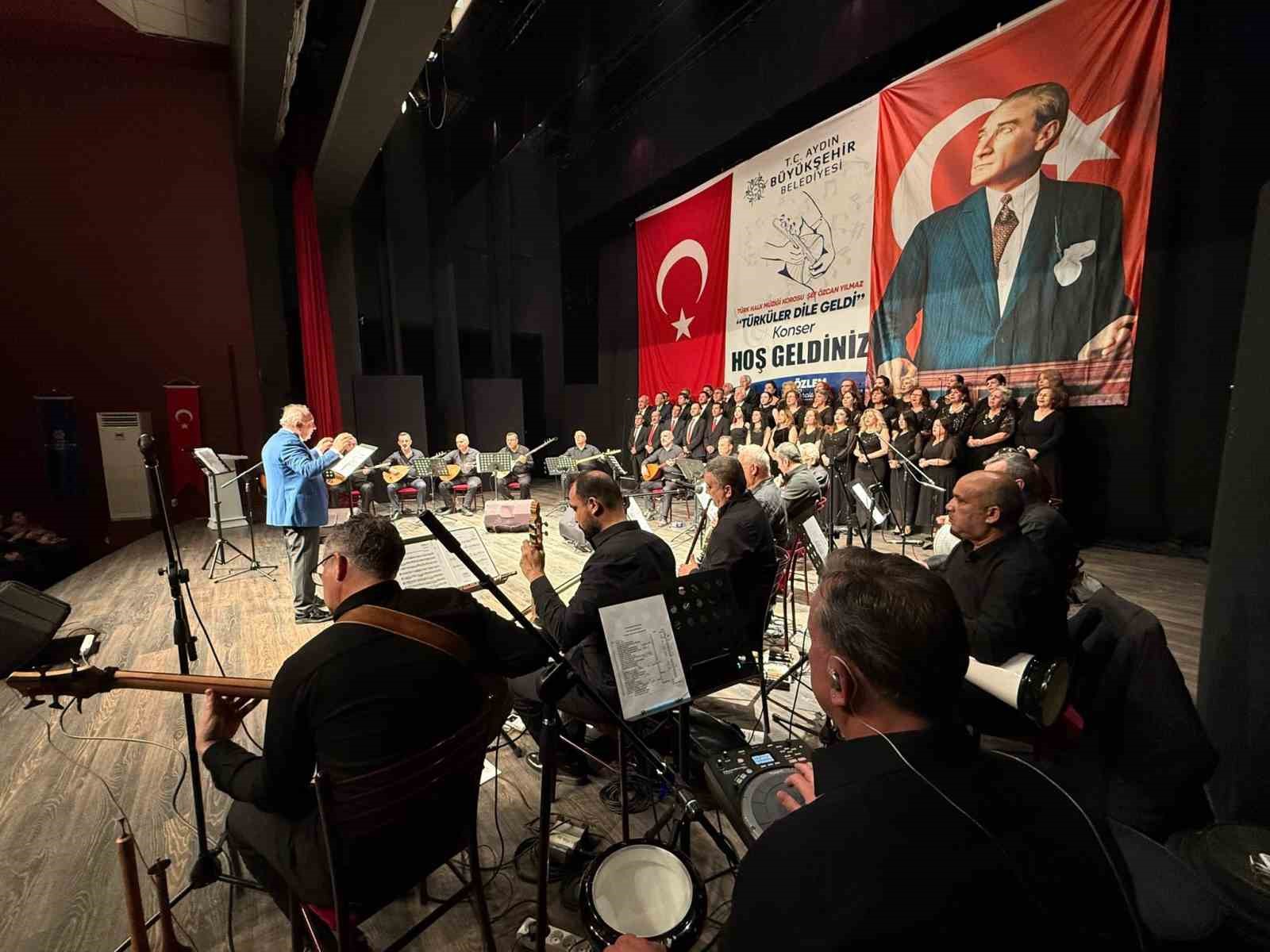 Aydın&rsquo;da "T&uuml;rk&uuml;ler dile geldi" konseri ger&ccedil;ekleştirildi
