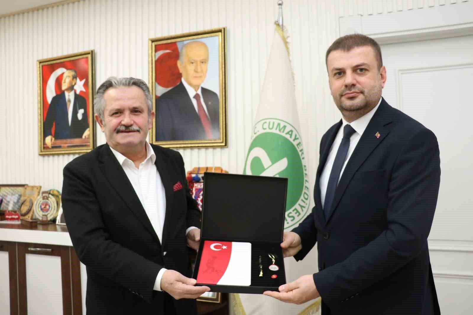 Cumayeri Esnaf ve Sanatkarlar Odasından anlamlı buluşma
