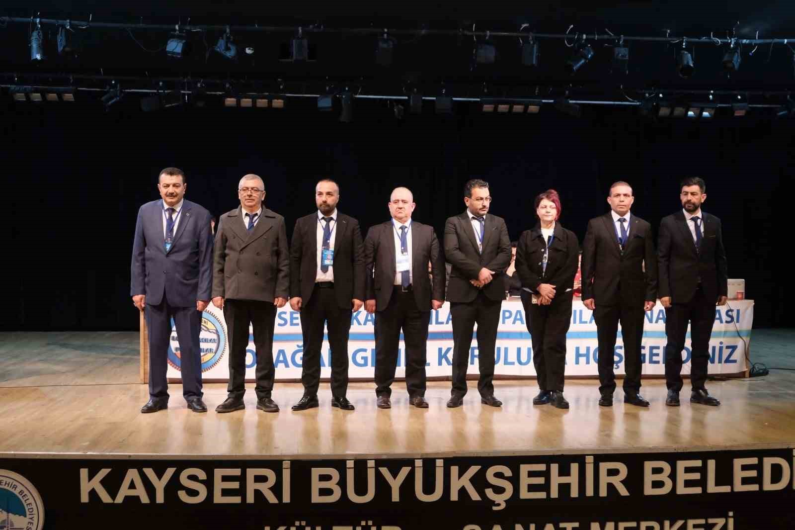 Kayseri Lokantacılar Odası&rsquo;nda Altan Aydemir g&uuml;ven tazeledi
