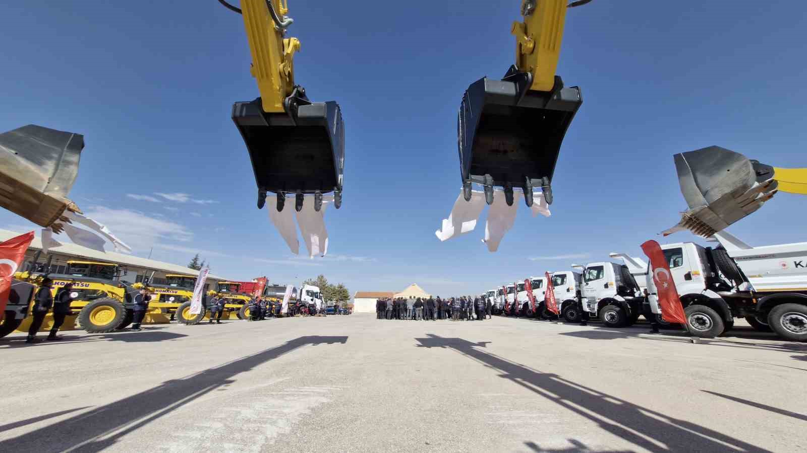 Karaman’da İl Özel İdaresine alınan araçlar törenle hizmete başladı