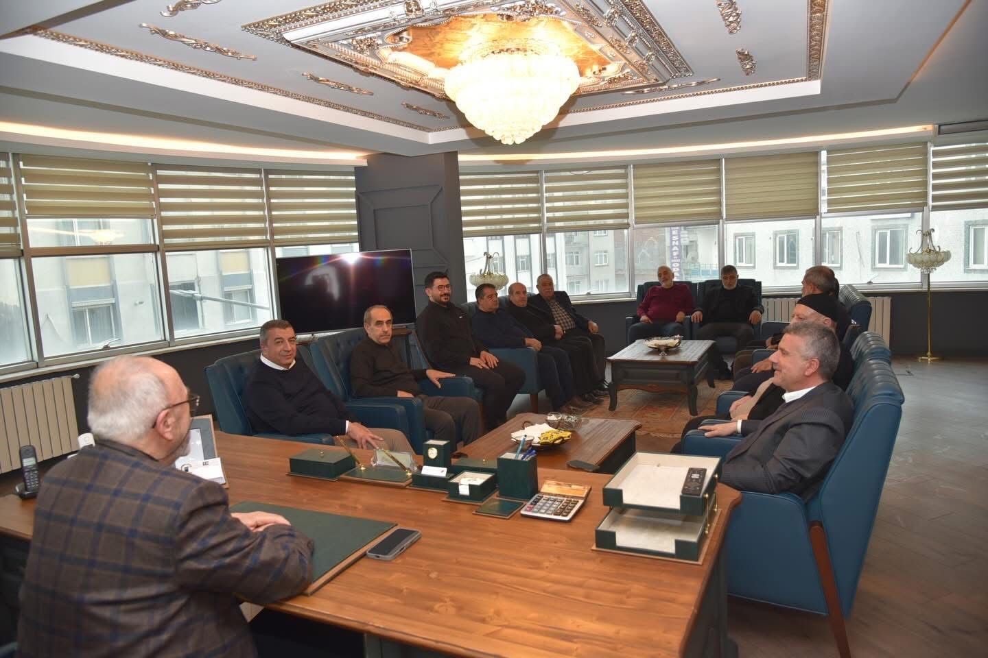 Başkan Dumandağ: "Borsalar arasında kurulacak iş birliklerinin, &uuml;lke ekonomisine uzun vadeli katkılar sağlayacağına inanıyoruz"
