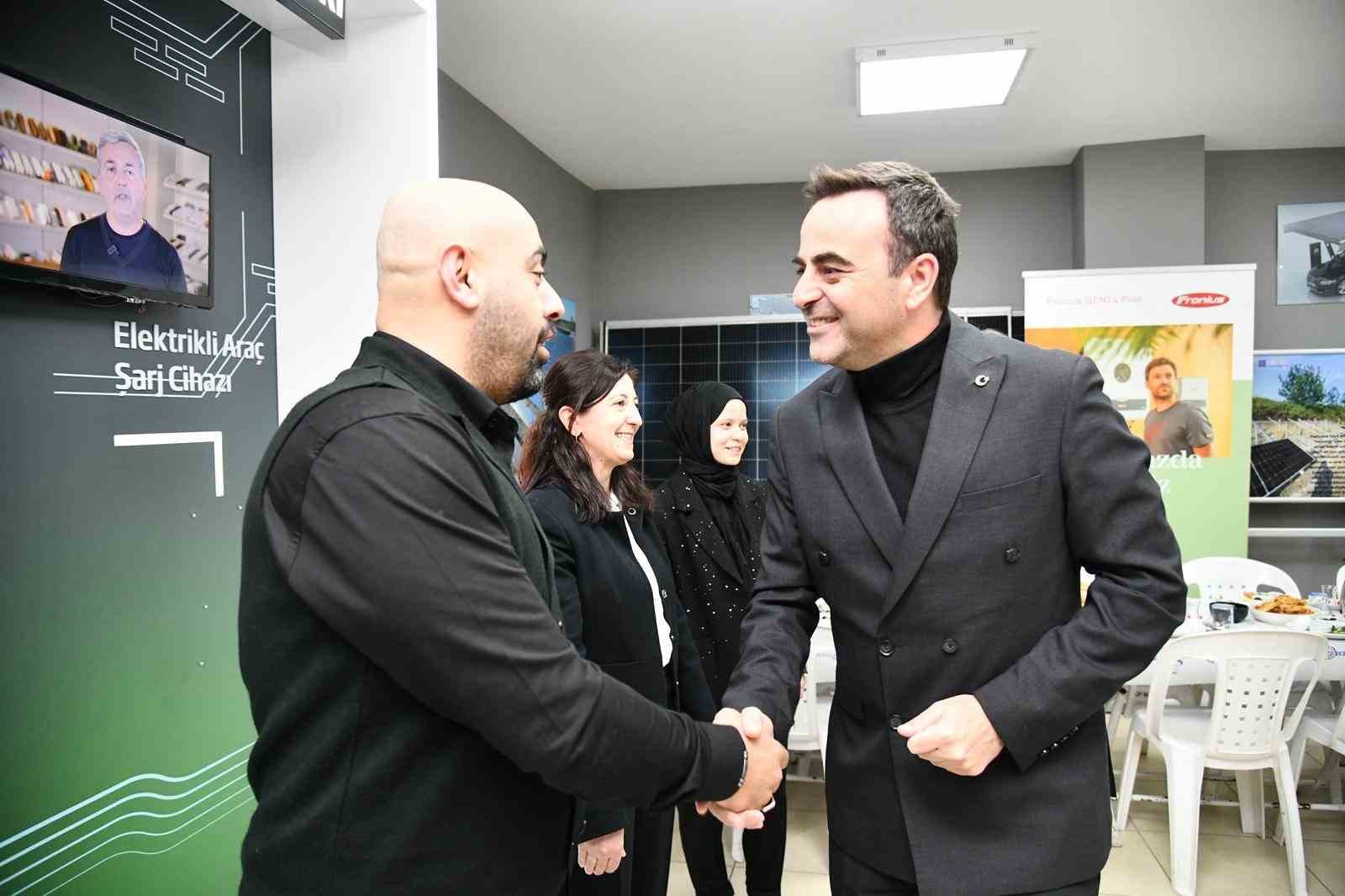 Başkan &Ouml;zl&uuml;: "Doğru işler yapmaya, sizlere layık olmaya &ccedil;alışıyoruz"
