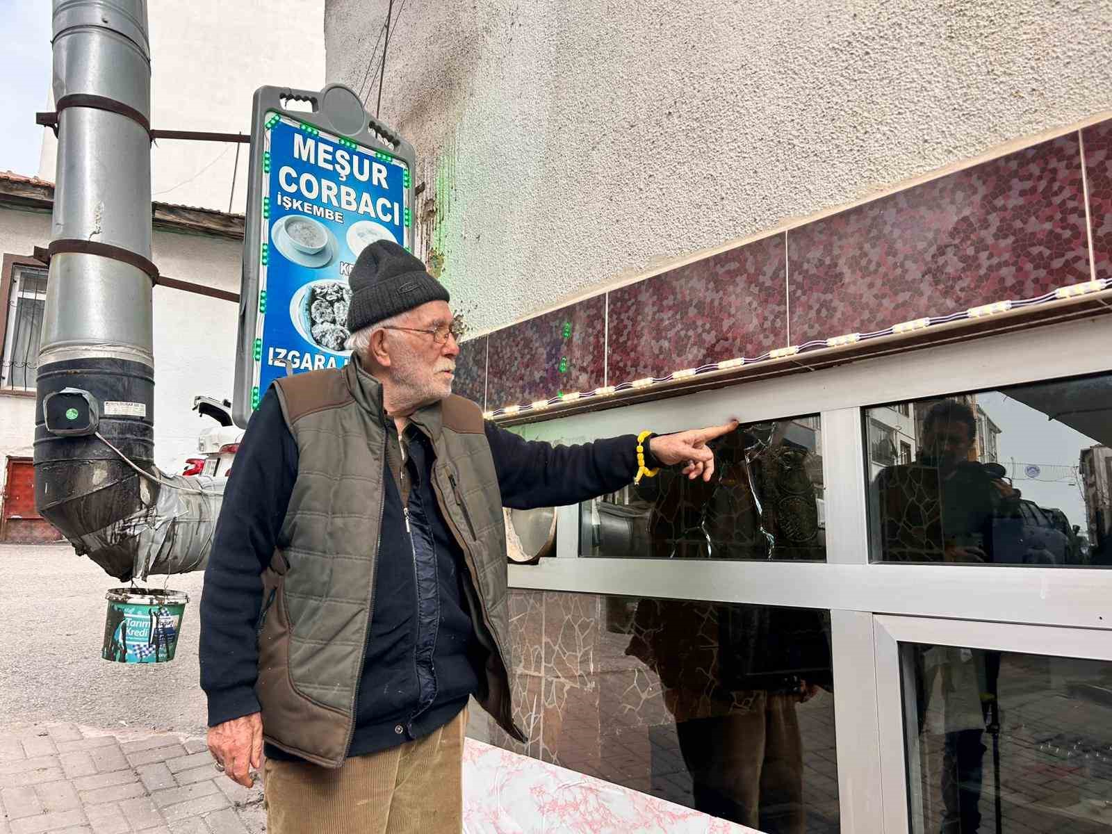 Ankara’da boşanma aşamasındaki eşi tarafından öldürülen kadın toprağa verildi