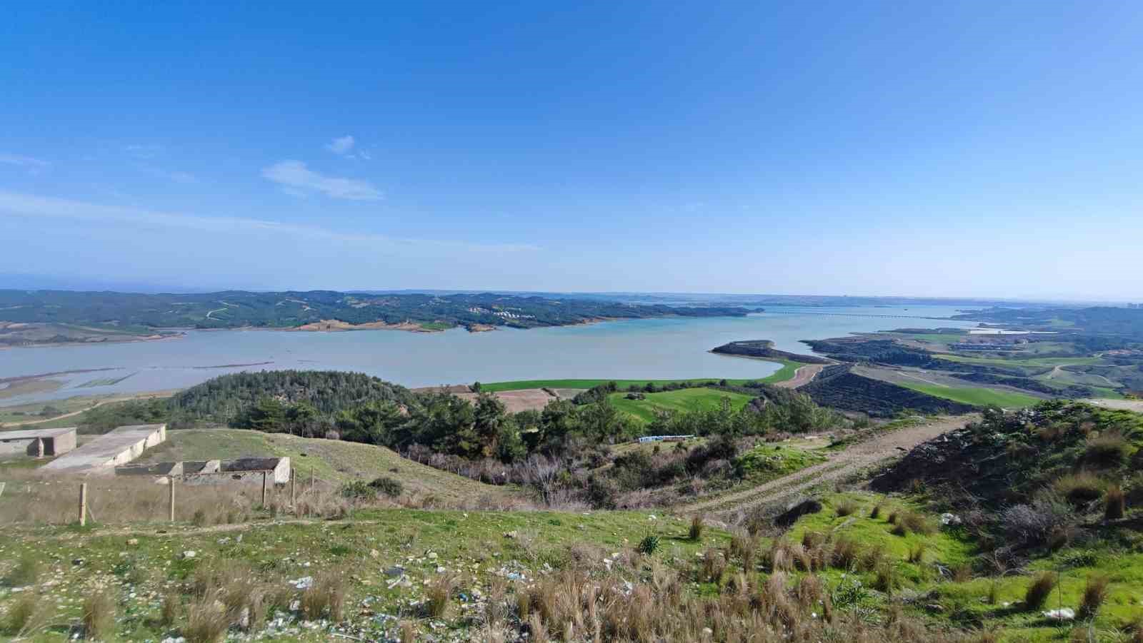 Seyhan Baraj G&ouml;l&uuml;&rsquo;ndeki kuraklık ve sonrası dron ile g&ouml;r&uuml;nt&uuml;lendi
