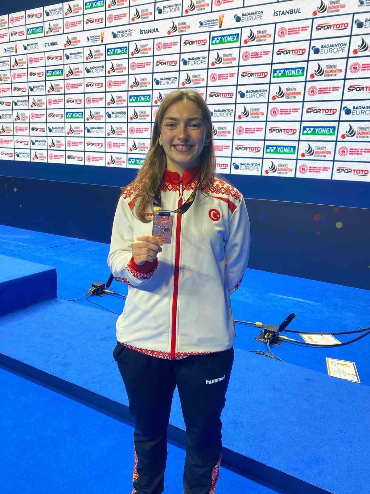 &Ccedil;orlulu sporcu, Avrupa&rsquo;da tarih yazdı
