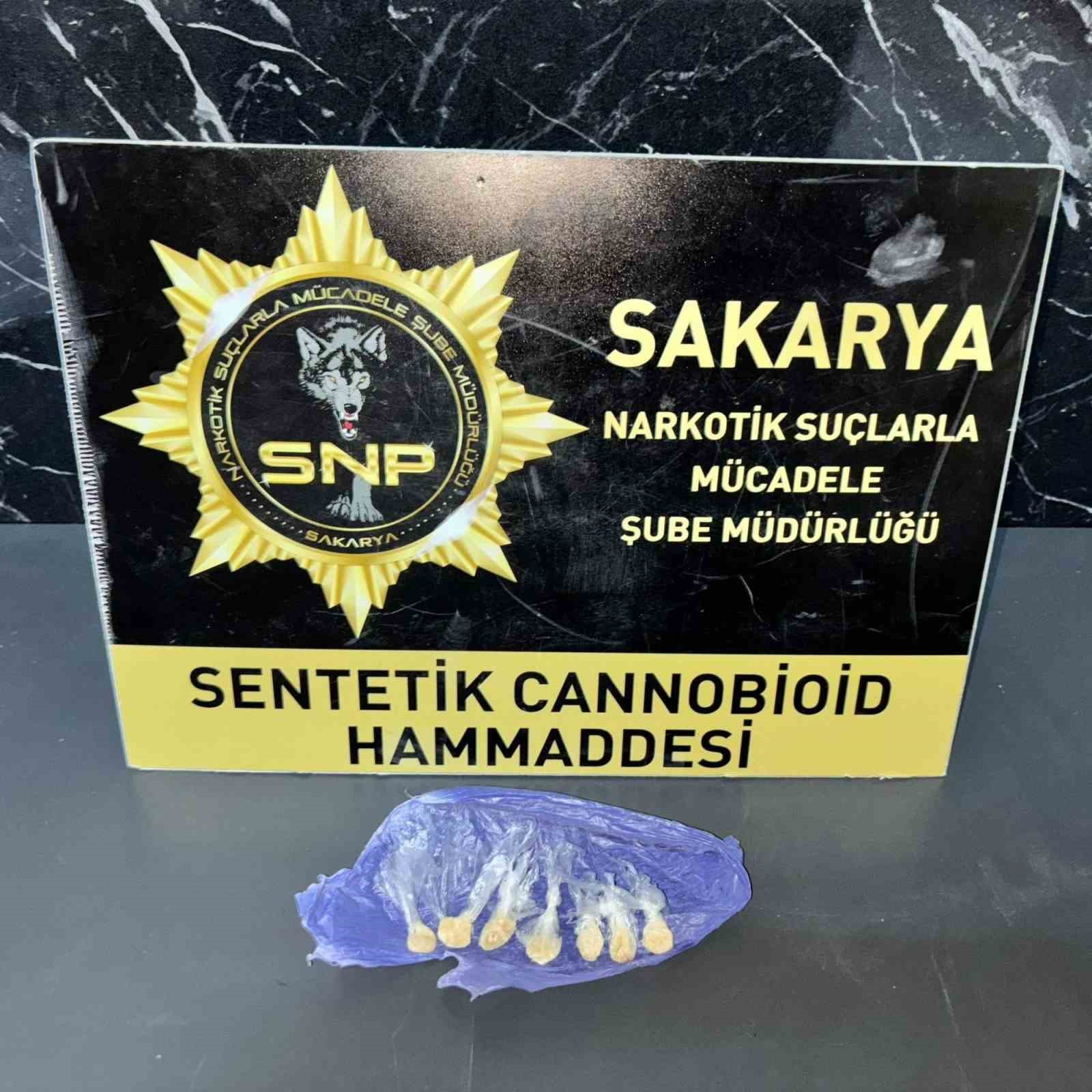 Buzdolabında uyuşturucu sakladılar: 2 tutuklama
