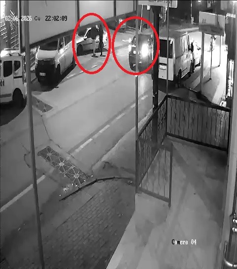 Bursa&rsquo;da kan donduran cinayet anı kameraya yansımıştı... 280 saat kamera izleyip cinayeti çözdüler