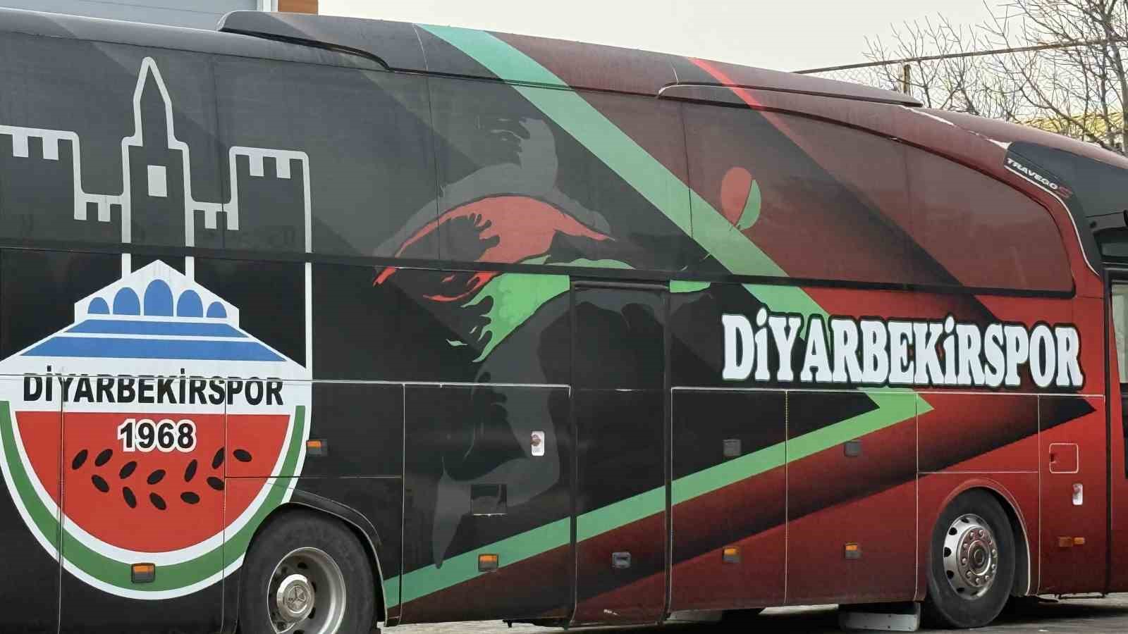 Yasa dışı bahis operasyonu kapsamında el konulan Diyarbekirspor&rsquo;un binası g&ouml;r&uuml;nt&uuml;lendi
