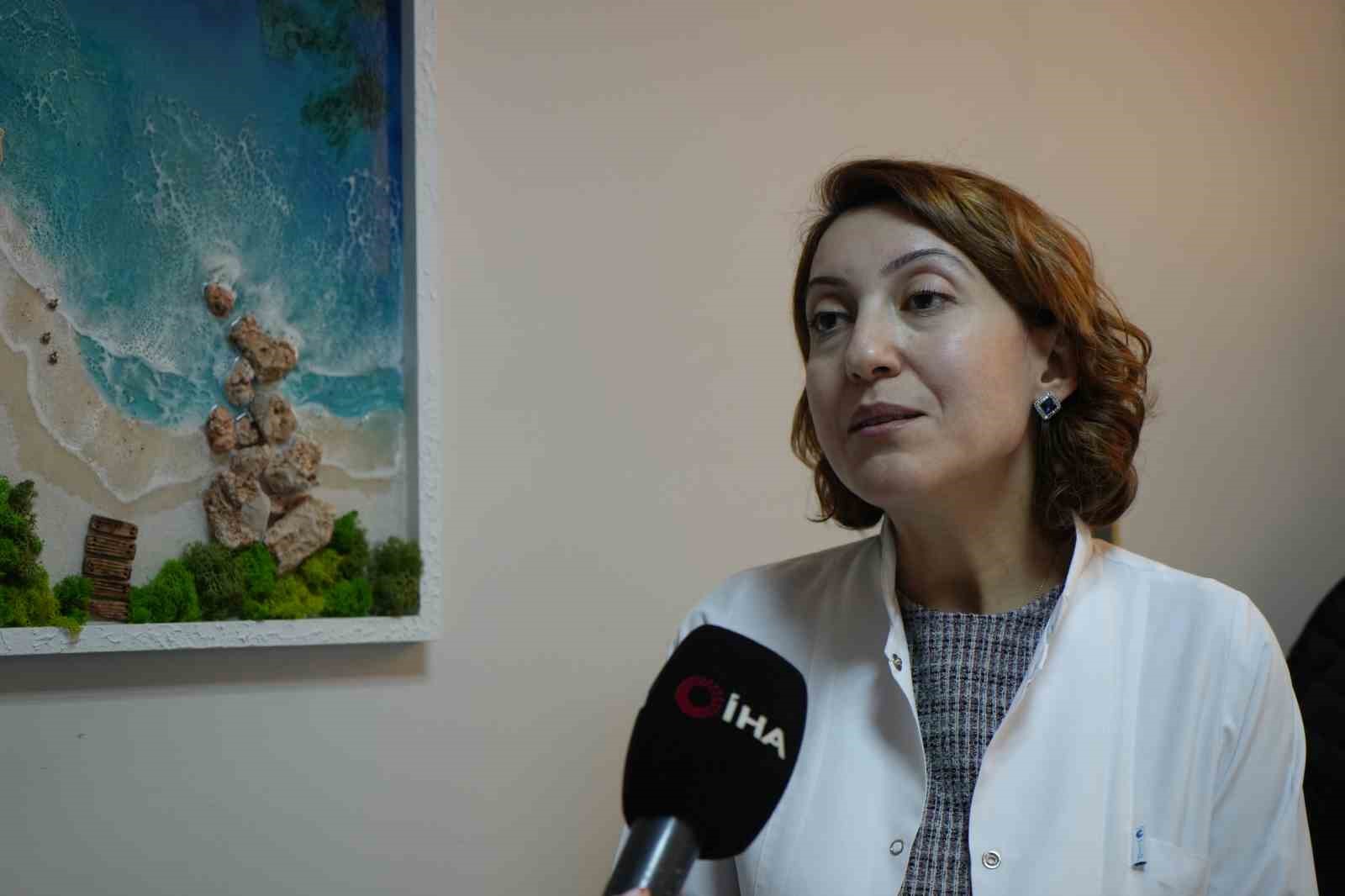 Kuş besleyenlere kritik uyarı: Akciğerde geri d&ouml;n&uuml;ş&uuml;ms&uuml;z hasar riski
