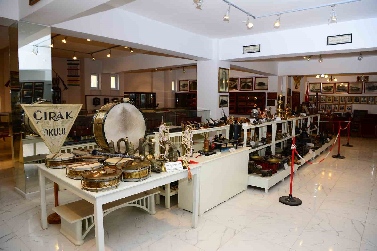 87 yıllık demiryolu mirası bu m&uuml;zede sergileniyor
