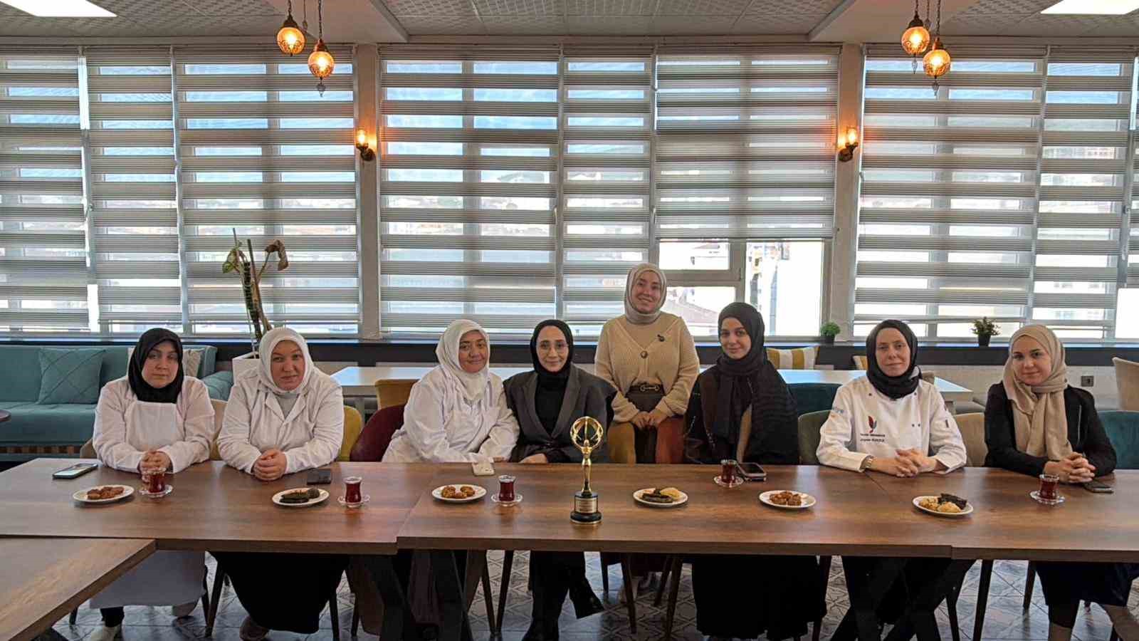 Sultanbeyli’nin gururu Hemdem Kadın Kooperatifi Türkiye birincisi oldu