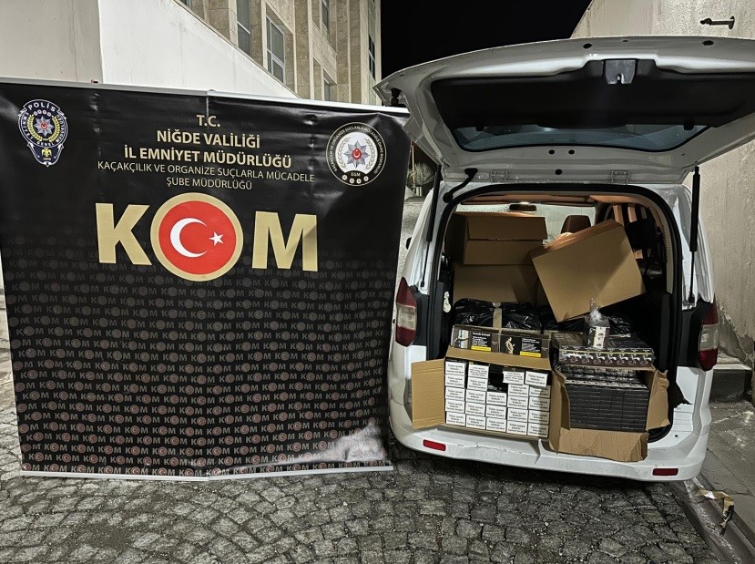 Niğde&rsquo;de ka&ccedil;ak t&uuml;t&uuml;n operasyonu: 2 ş&uuml;pheli yakalandı
