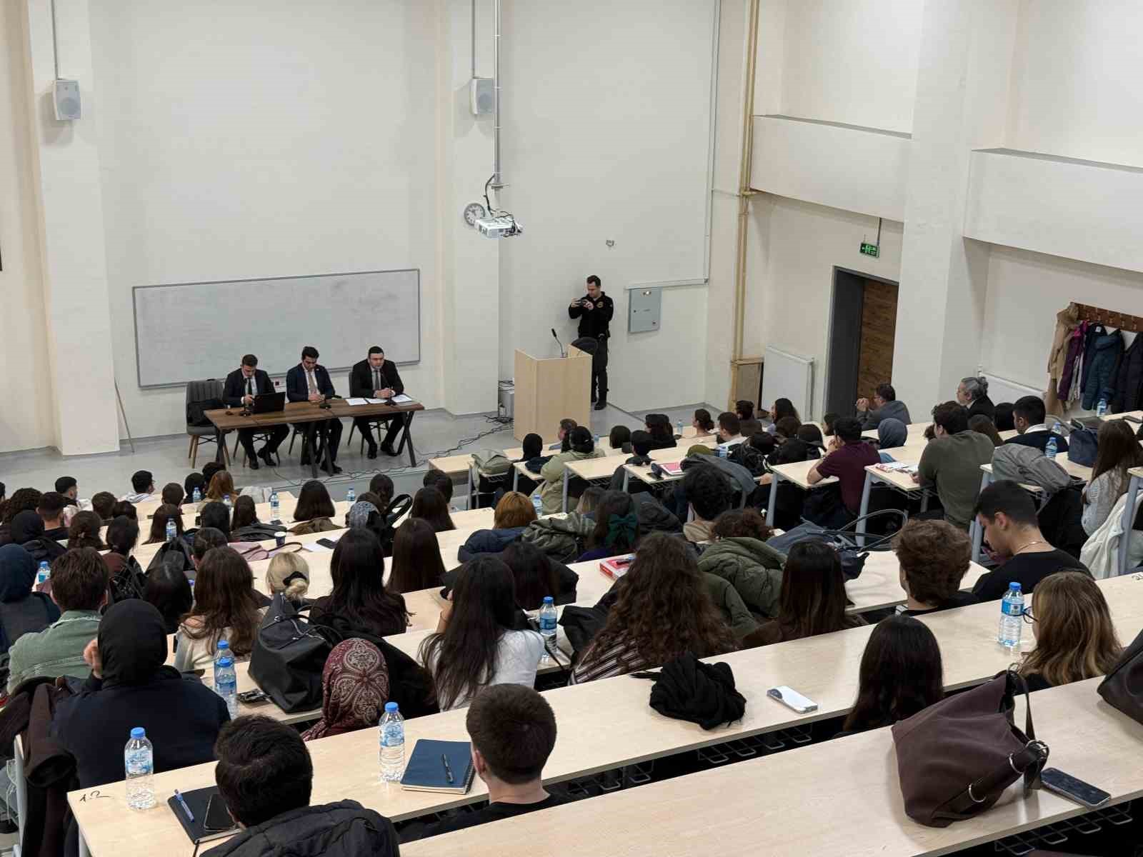 IBAN’ını veren yanar: Savcılıktan üniversitelilere net uyarı