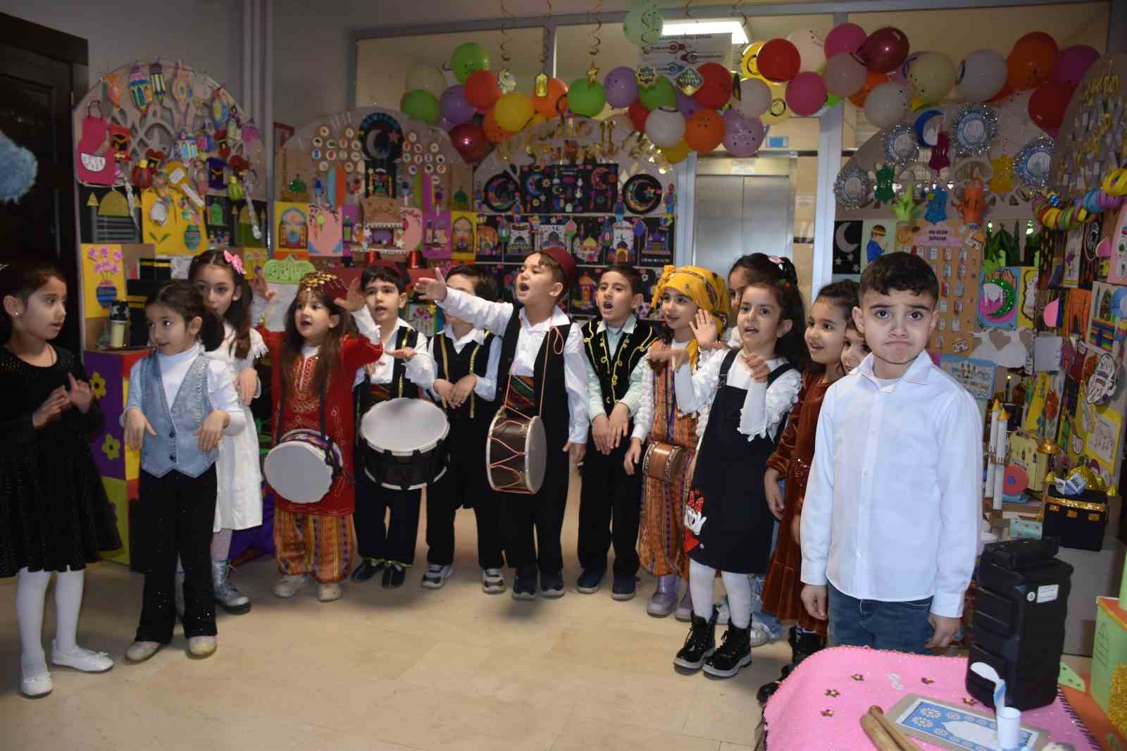 Miniklerin "Hoş Geldin Ramazan" etkinliği göz doldurdu