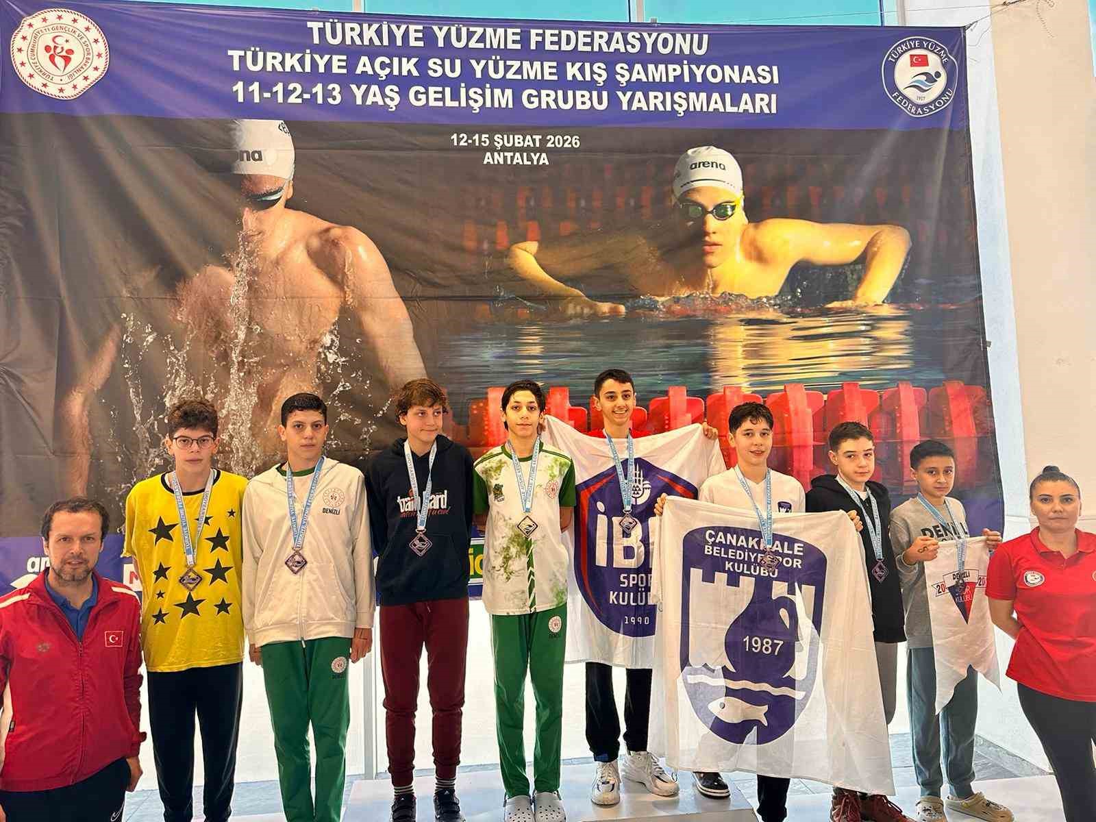 Denizlili yüzücü Türkiye şampiyonu oldu